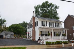 Historic home in Bordentown NJ with driveway and outdoor space