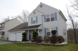 Colonial home in the Highlands neighborhood of Hamilton Township NJ.